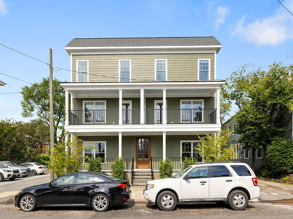 10 S Rowland St #3