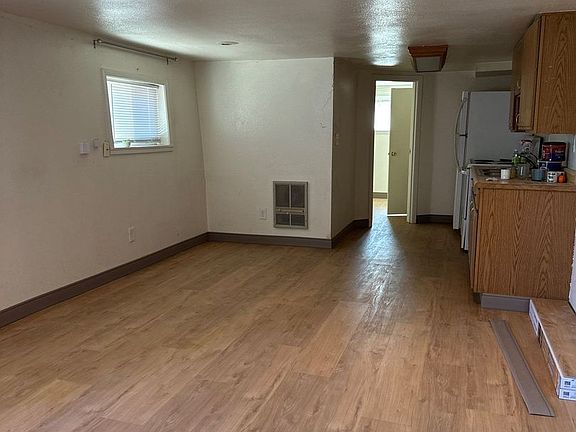 2nd image of 754 N 10th St