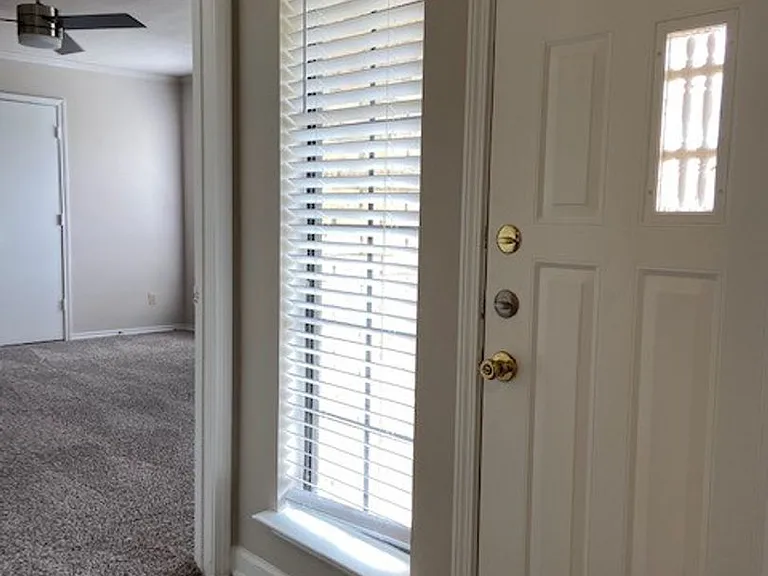 2303 Markland St — Photo 26