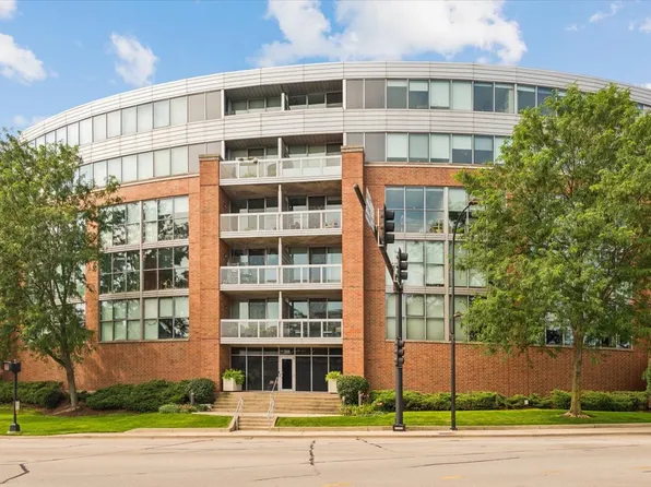 1228 Emerson St Unit 603, Evanston, IL 60201