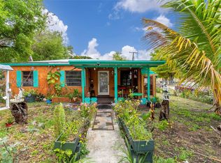 Alapat Sub, Miami, FL 33142