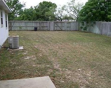 5th image of 34237 Oak Ave