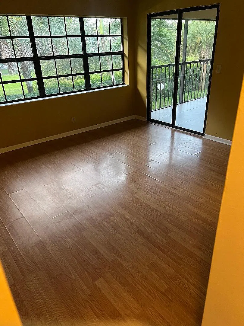 2 bed, 2.0 bath, 1170 sqft, $2,050 — Photo 4