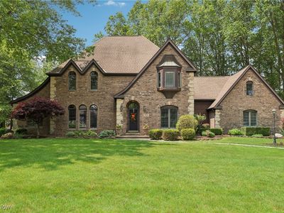 408 Greenbriar Dr, Avon Lake, OH, 44012