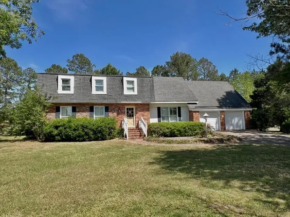 108 Newcomer Trl, Fitzgerald, GA 31750