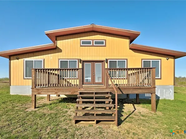 120 Loopsy Ln, Dale, TX 78616
