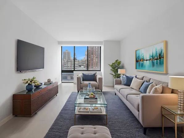 408 East 92nd Street 11C image 1 of 4