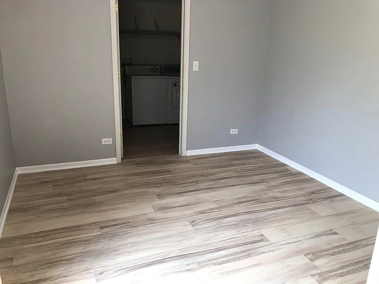 349 N Commerce St — Photo 29