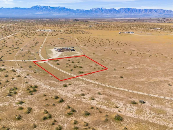 Desert Vista Dr, Palmdale, CA 93591