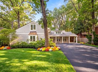 1040 S Green Bay Rd, Lake Forest, IL 60045
