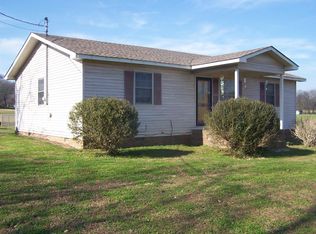 10669 Campbellsville Rd, Pulaski, TN 38478