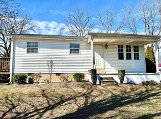 131 Knowles St, Sparta, TN 38583