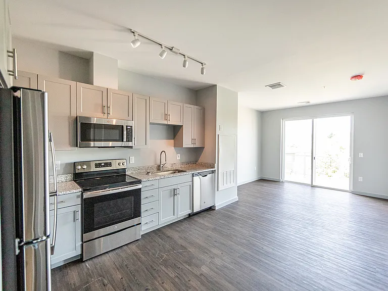 The Chandler — Photo 34