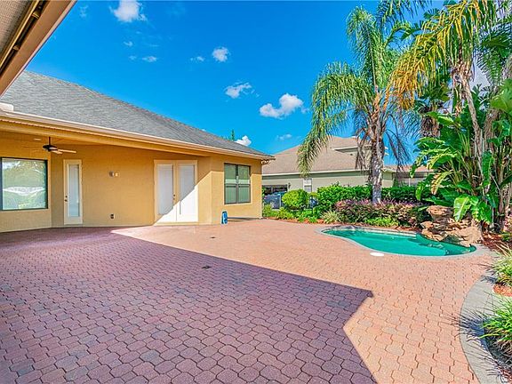 4th image of 4056 Grandefield Cir