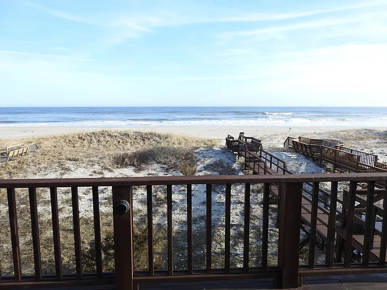 Dune Rd — Photo 11