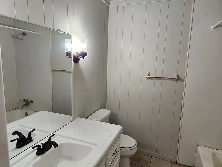 1708 Posey Ln — Photo 13