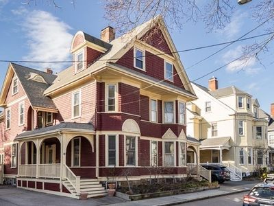 14 Elm St #14, Brookline, MA, 02445