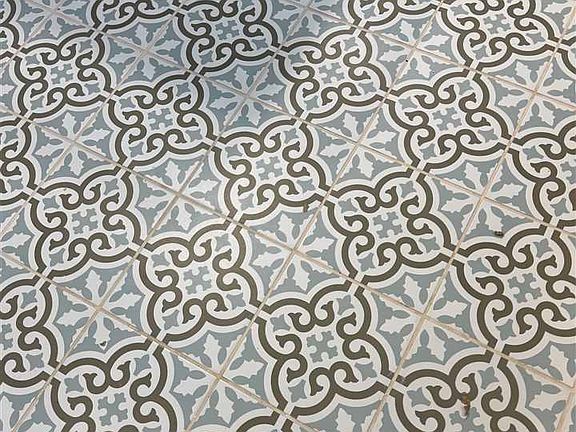 5th image of 358 Weaver Way