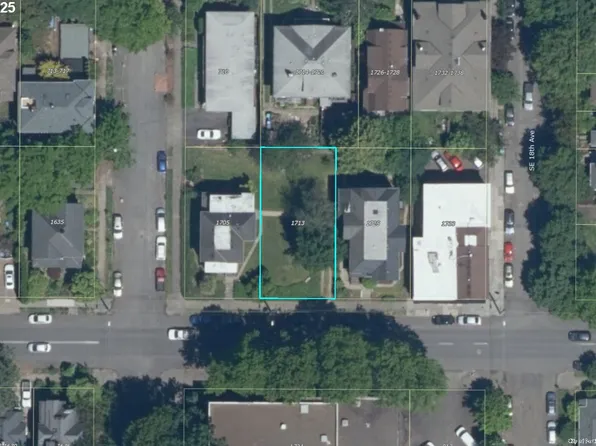 1705 SE Morrison St, Portland, OR 97214