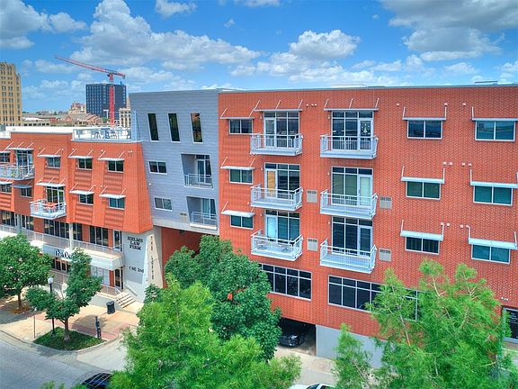 5th image of 1 NE 2nd St APT 309
