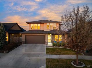 1112 E Wrightwood Dr, Meridian, ID 83642