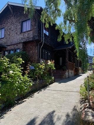 Driveway up to townhouse