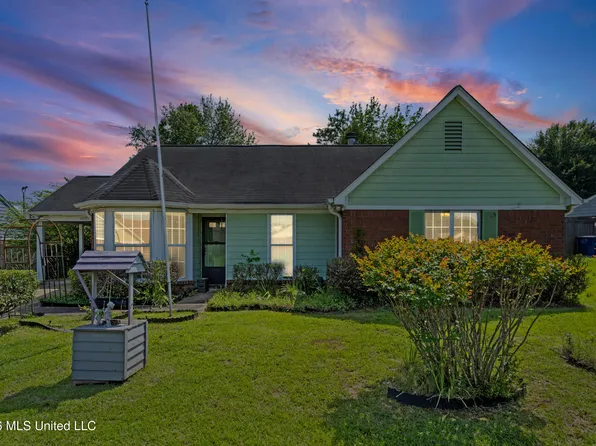 10331 Oak Leaf Dr, Olive Branch, MS 38654