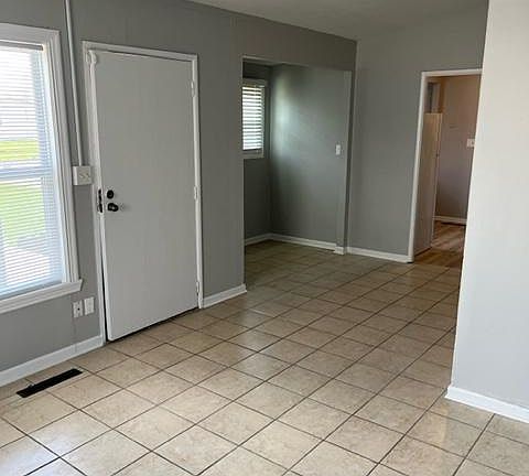 5th image of 3208 Darwood Dr