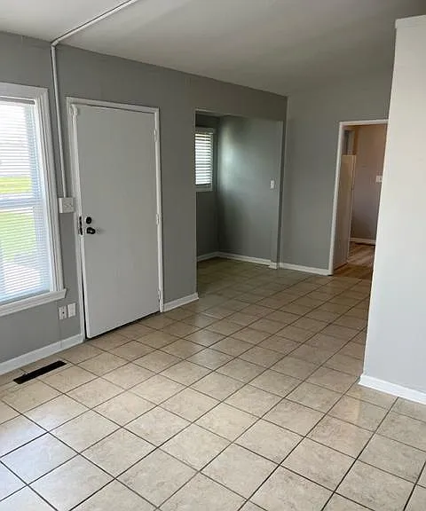 3208 Darwood Dr — Photo 5