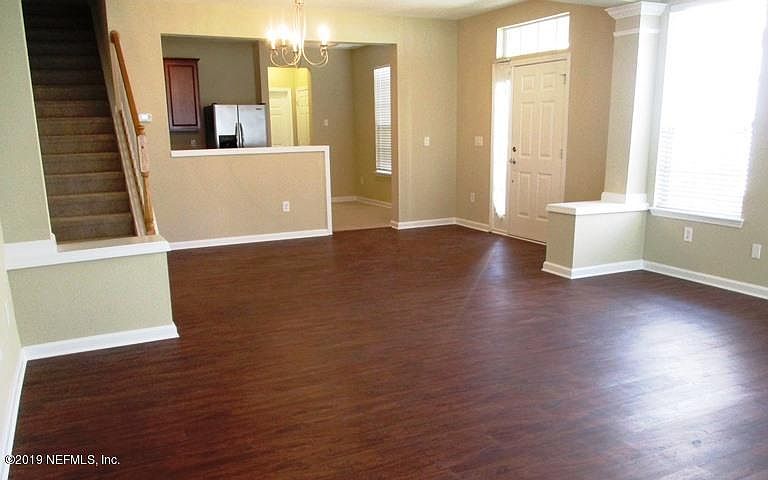 1st image of 4259 Highwood Dr