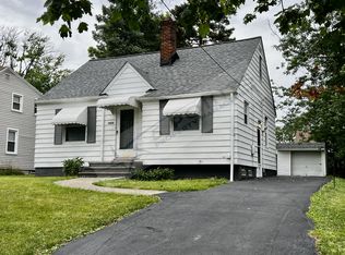 18881 Raymond St, Maple Heights, OH 44137