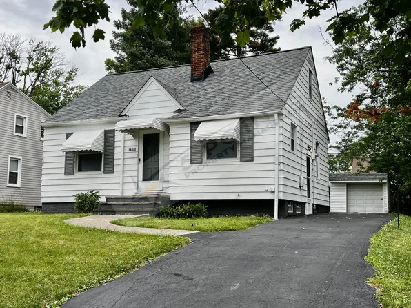 18881 Raymond St, Maple Heights, OH 44137