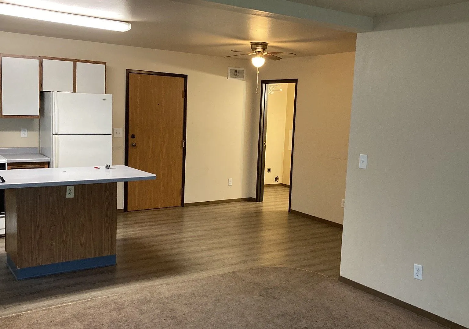 1170 Dodds Drive — Photo 2