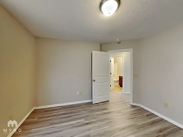 111 N Peach Brk — Photo 14