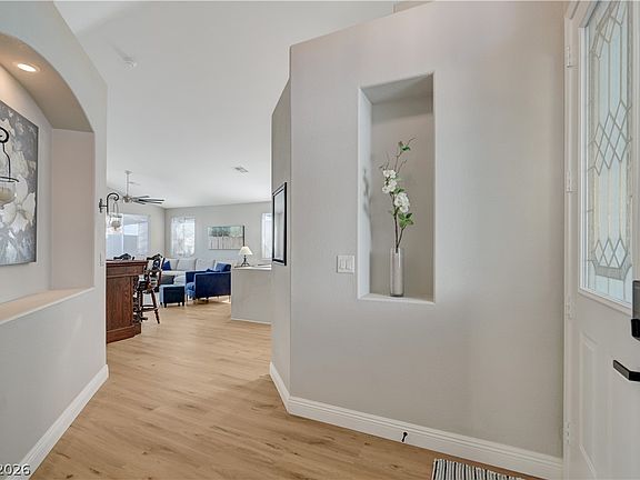 4th image of 64 Blaven Dr