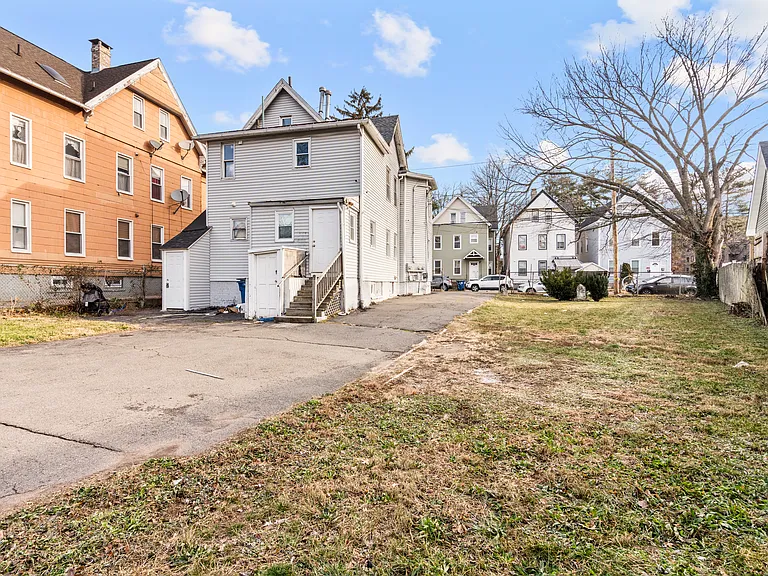 426 Poplar St #2 — Photo 24