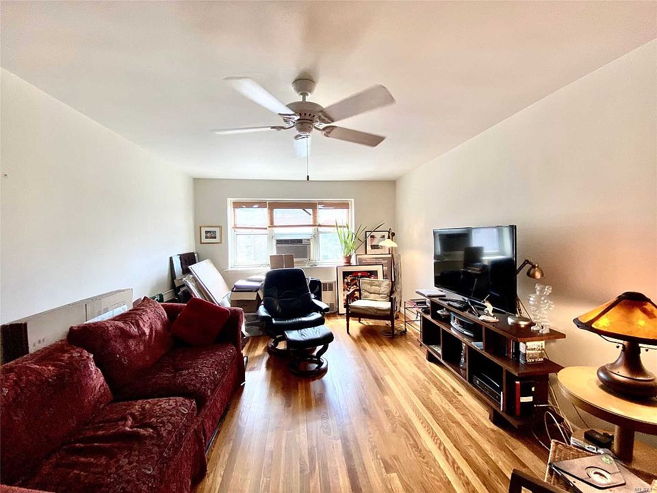 1st image of 29-09 137th St #6G