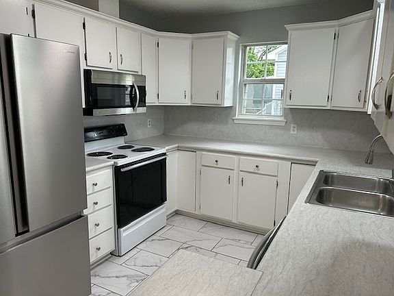 5th image of 2505 Woodwind Way