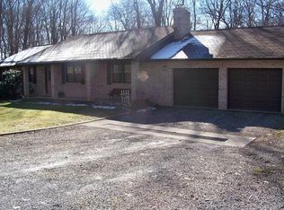 516 Muddycreek Dr, Slippery Rock, PA 16057