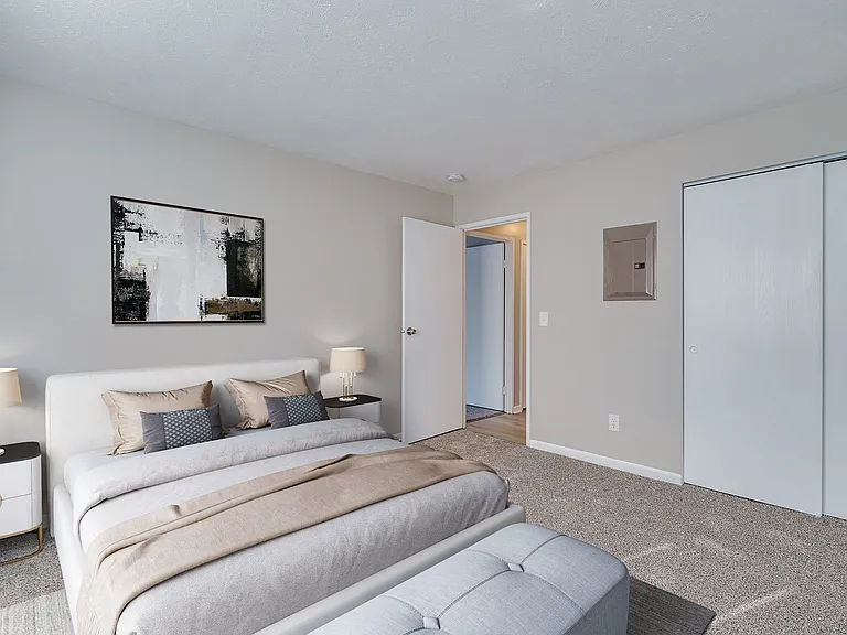 Auburn Park Apartments — Photo 7