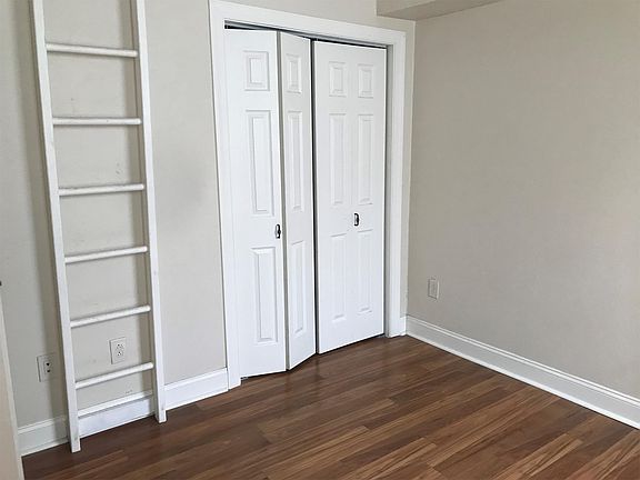 5th image of 3223 Kennett Sq #1