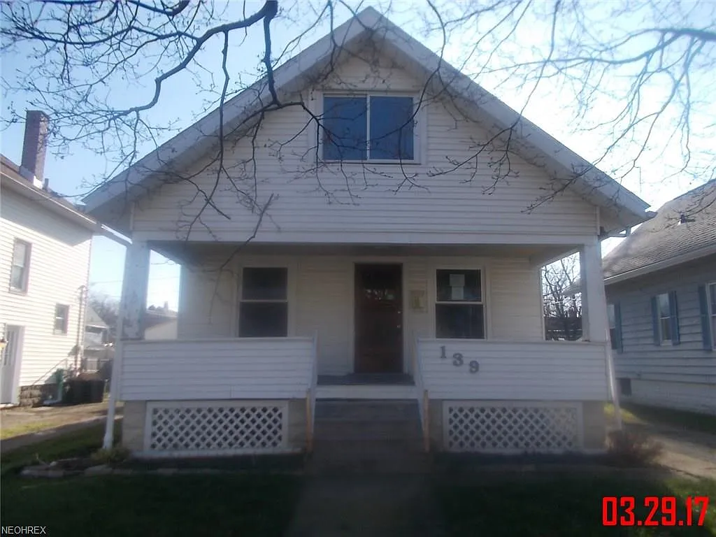 139 Bellfield Ave photo 1