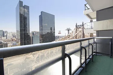 Rented by VESNA REALTY