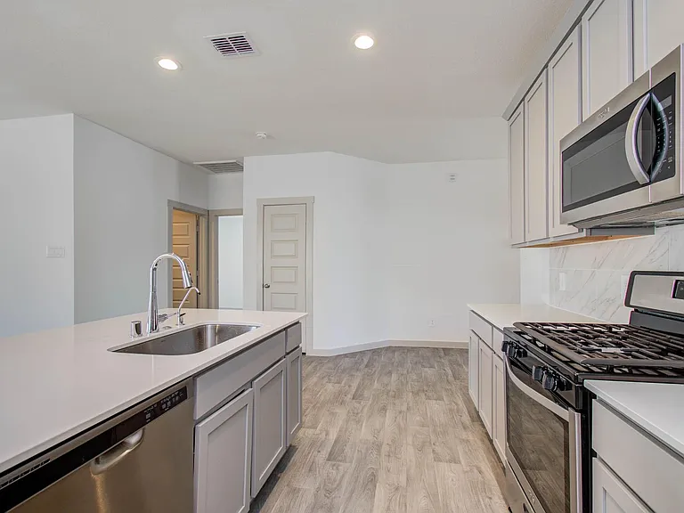 14543 Rain Tree Dr — Photo 16