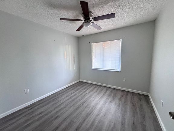 4th image of 1005 & 1009 63rd Ave W #8