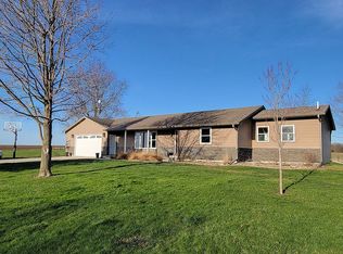 2394 Juniper Ave, Fairfield, IA 52556
