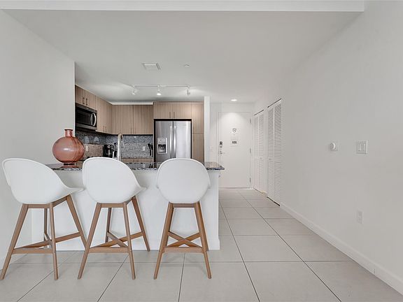 5th image of 5350 NW 84th Avenue #411