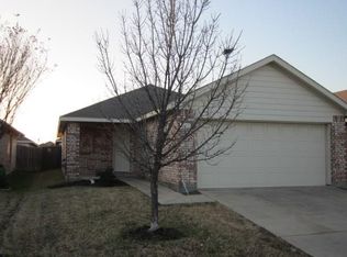 8905 Quarry Ridge Trl, Fort Worth, TX 76244