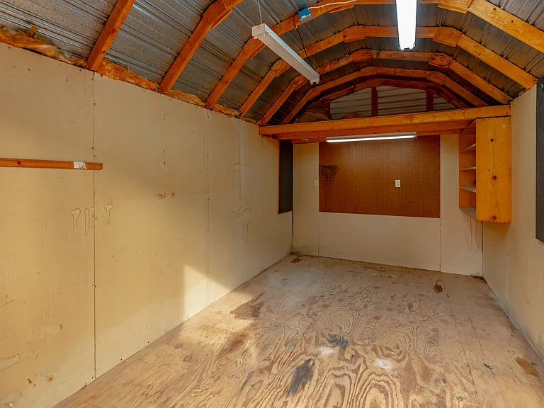 10304 Southridge Ter — Photo 12