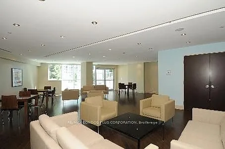 218 Queens Quay W #2611 — Photo 37